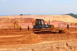 Công an vào cuộc vụ sạt lở bãi thải mỏ titan làm chết người