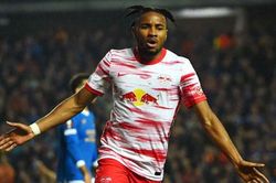 Chelsea chuẩn bị hút máu Bundesliga