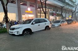 Ô-tô bị ngập nước do mưa, lũ vừa qua có được bảo hiểm bồi thường không?