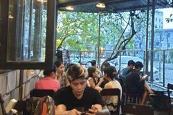 Đời sống Đời sống Cà phê sạc pin-Một công đôi việc