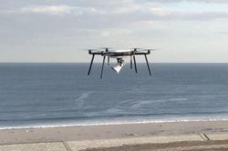 Nhật Bản thử nghiệm hệ thống cảnh báo sóng thần bằng UAV
