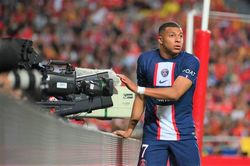 Vụ Mbappe chia tay PSG chính thức ngã ngũ