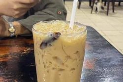 Dân tình 'suýt ngất' khi nhìn thấy hình ảnh 'tiểu cường' nằm chễm chệ trong ly bạc xỉu