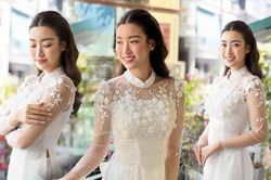 Đỗ Mỹ Linh diện áo dài trắng tinh khôi trong ngày ăn hỏi: Nụ cười hạnh phúc viên mãn