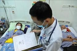 Hiếm gặp: Người đàn ông Hà Nội hạ tiểu cầu về 0 sau ít ngày có dấu hiệu sốt xuất huyết