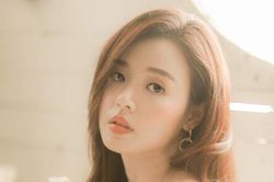 Hot girl Midu lên tiếng về tin đồn có thai khi chưa lập gia đình