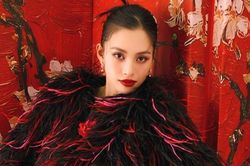 Hoa hậu Tiểu Vy khoe vẻ đẹp chuẩn 'tỉ lệ vàng'
