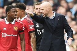 HLV Ten Hag nên làm nhiều hơn là phàn nàn!