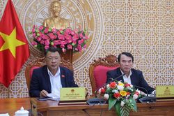 Đoàn ĐBQH làm việc với UBND tỉnh về chương trình phục hồi và phát triển kinh tế - xã hội
