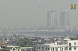 Ô nhiễm không khí ở Hà Nội 'vào mùa'