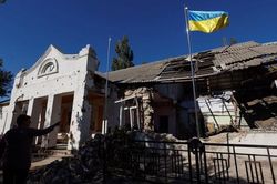 Nga bị tố tấn công cơ sở dân sự ở Ukraine, đàm phán vẫn bế tắc
