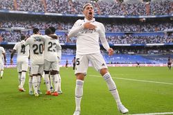 Nhận định bóng đá Elche vs Real Madrid: Thẻ hành nghề của Ancelotti và vụ cược của Valverde