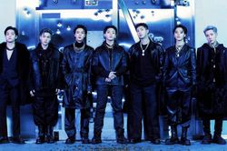 Tin tức BTS nhập ngũ làm 'chao đảo' cả thế giới