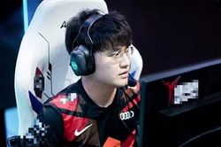 Thất bại trước GAM Esports, ngôi sao của TES tính đường giải nghệ