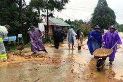 Không lơ là phòng, chống dịch bệnh