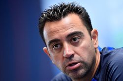 Xavi: Không giành danh hiệu, tôi có thể bị sa thải