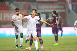 V-League 2022 'nóng' cả 2 đầu bảng xếp hạng