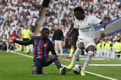 Barca: Giữa mơ mộng và thực tế buồn với Xavi