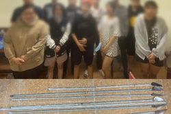 Phát hiện 10 'nam thanh nữ tú' cùng 10 tuýp sắt gắn dao nhọn trong một căn nhà