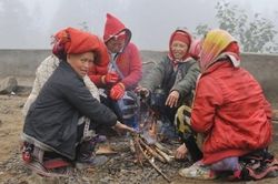 Miền Bắc mưa rét, vùng núi xuống 13 độ; Đà Nẵng vào đến Tây Nguyên trời nắng