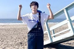Jin BTS gây sốc khi tiết lộ thời gian sáng tác 'Super Tuna'