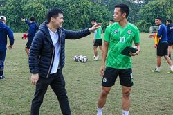 Chủ tịch CLB Hà Nội mời toàn đội dự lễ cưới với hoa hậu Đỗ Mỹ Linh