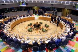 EU nhăm nhe trừng phạt Iran, Tehran khuyến cáo công dân 'né' Ukraine