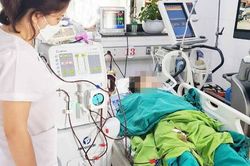 Hành động dại dột của cô gái 18 tuổi và người phụ nữ tứ tuần
