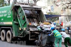 Hà Nội yêu cầu xử lý nghiêm xe chở rác lưu thông trong giờ cấm