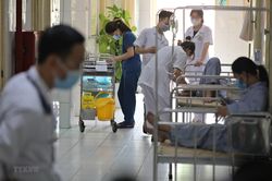 Gia tăng bệnh nhân sốt xuất huyết, đề phòng nguy cơ dịch chồng dịch