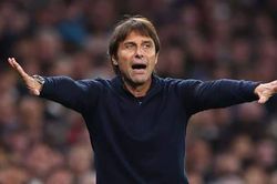 Tottenham lo sốt vó khi Conte trì hoãn đàm phán gia hạn hợp đồng