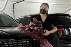 Phạm Quỳnh Anh được 'người quen' tặng xế hộp nhân dịp ngày Phụ nữ Việt Nam