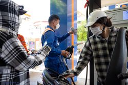 Giá xăng dầu trong nước đồng loạt tăng