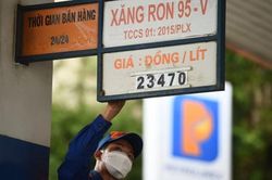 Thường xuyên rà soát chi phí xăng dầu