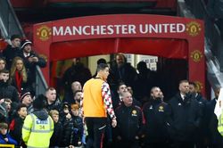 Kình địch PSG chiêu mộ Ronaldo đấu Messi