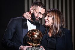 Karim Benzena: 'Mẹ luôn nói tôi sẽ giành Quả bóng vàng'
