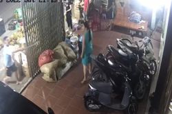 Một thiếu nữ bị chém tới tấp khi ngăn cản kẻ 'đòi giết cả nhà'