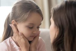 Làm thế nào để nói lời xin lỗi với trẻ