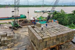 Công trường cầu Rạch Miễu 2 vắng vẻ sau 7 tháng khởi công