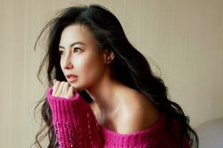 Trương Bá Chi nhận chỉ trích vì bán hàng giả