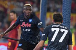 Cuộc đua vô địch Serie A: Napoli thắng 11 trận liên tiếp, quyết giành Scudetto