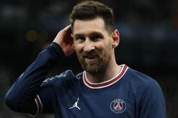 Messi phải giảm lương nếu muốn ở lại PSG