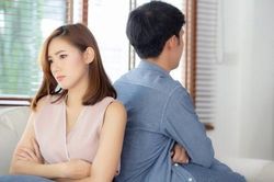 3 dấu hiệu cho thấy hôn nhân của bạn đang trục trặc