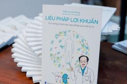 Bác sĩ Lâm Đại Phong ra mắt sách về liệu pháp lợi khuẩn