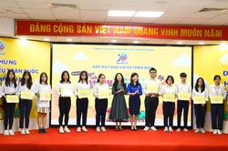Nhiều hoạt động rèn luyện các giá trị tốt đẹp cho học sinh THPT