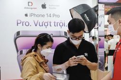 iPhone 14 và iPhone 14 Plus giảm đến 8 triệu đồng sau hơn 1 tuần lên kệ