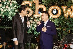 Hát cùng Bạch Công Khanh, Hoài Lâm có phản ứng đáng yêu khi không thuộc nhạc