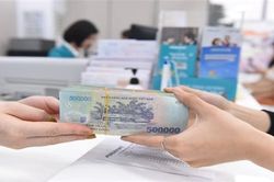 Lãi suất tăng khiến doanh nghiệp bất động sản 'khó chồng thêm khó'