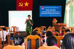 Báo động tình trạng xâm hại tình dục trẻ em