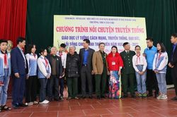 Bắc Ninh giáo dục truyền thống cách mạng, vun đắp tình yêu nước cho thế hệ trẻ
